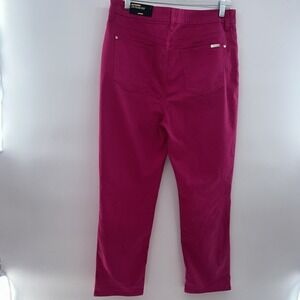 CHICOS SO SLIMMING GIRLFRIEND CROP BRIGHT PINK Size 2 NWT Roll Cuff Crop Slim